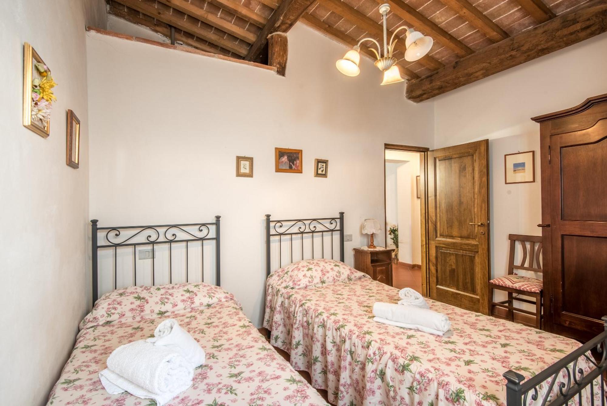 Poggio Primo - Trilocale Etrusco Villa Castiglion Fibocchi Bagian luar foto